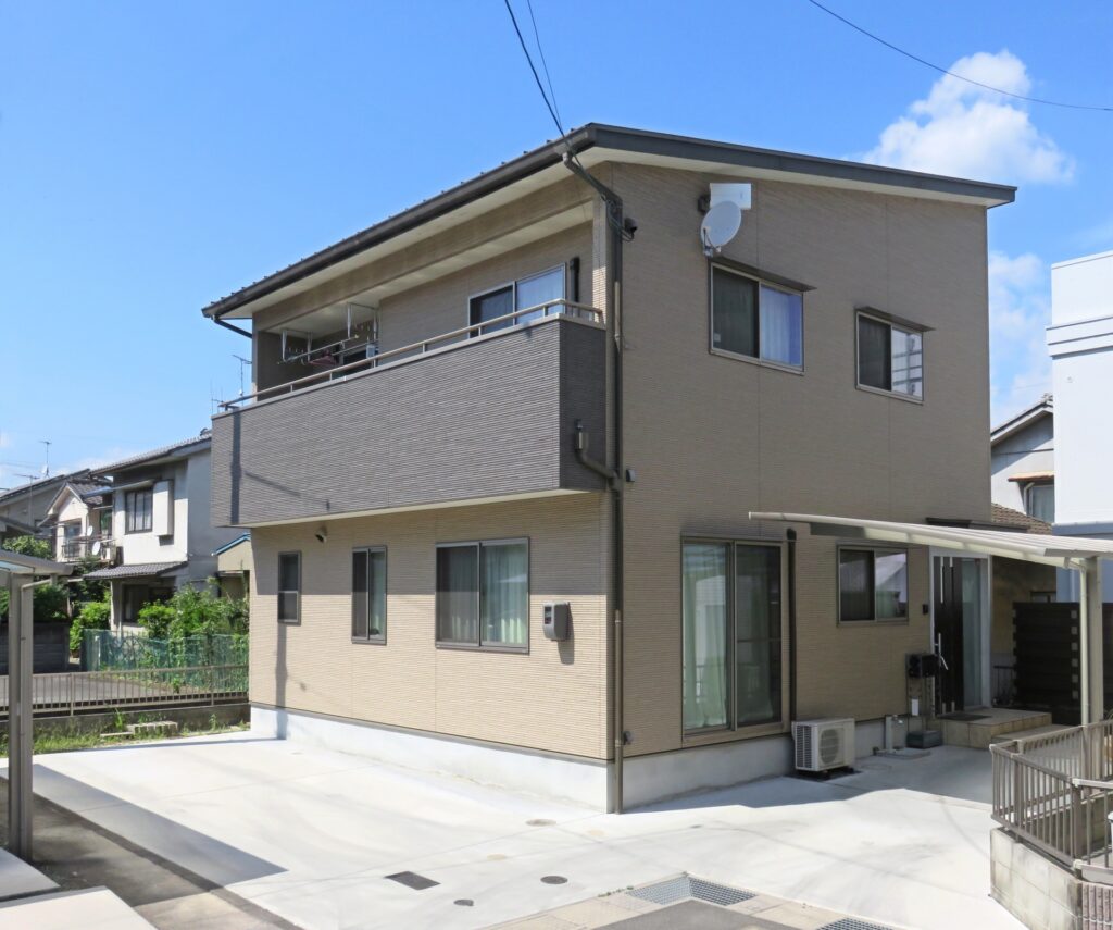 外壁塗装 ラジカル制御型シリコン施工