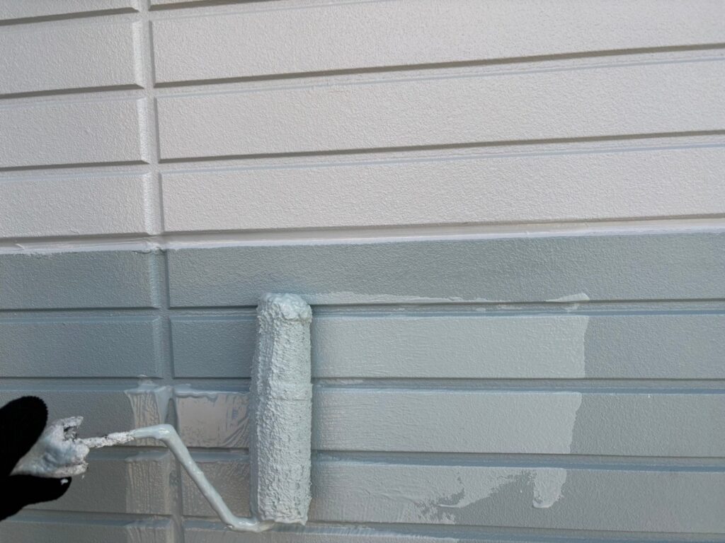 外壁 1階 上塗り